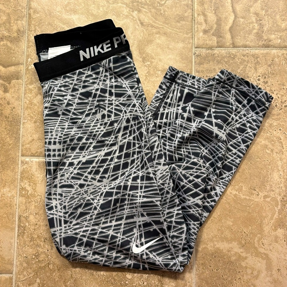 Nike Pro Run Crop